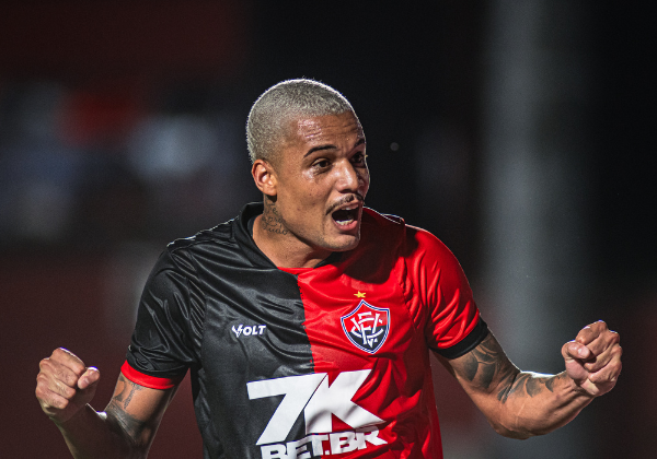 Vitória vende Janderson para clube da Turquia por R$ 9,5 milhões