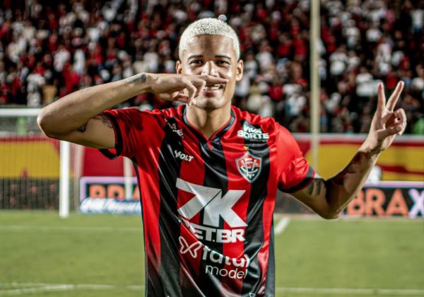 Valor insuficiente! Vitória recusa proposta de R$ 9,5 milhões por Janderson