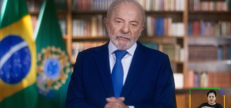 “O Brasil tem um único dono: o povo brasileiro”, diz Lula sobre taxação dos EUA