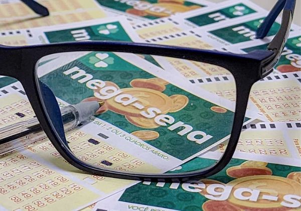 Aposta simples acerta sozinha a Mega-Sena e fatura R$ 99 milhões