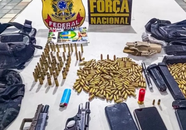Operação conjunta apreende arsenal de armas e munições no extremo sul da Bahia