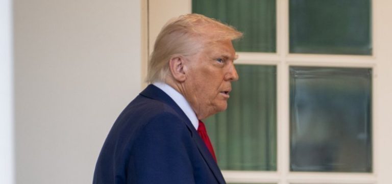 Novas tarifas de Trump não devem impactar economia do Brasil