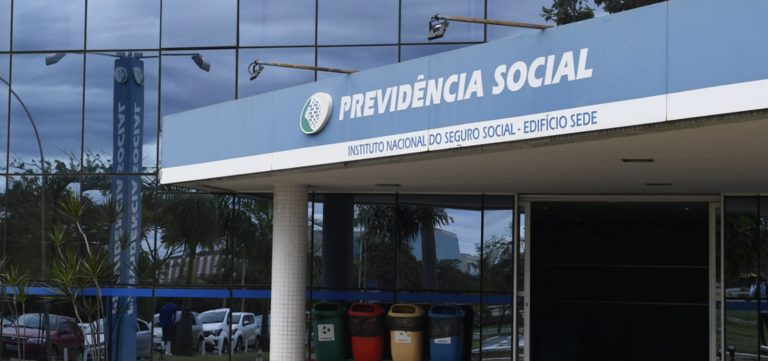 Fraude no INSS: Mais de 2 milhões de vítimas aderem a acordo de ressarcimento de descontos irregulares