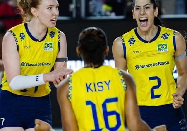 Brasil vira sobre a França e fica perto da vaga nas oitavas do Mundial de vôlei