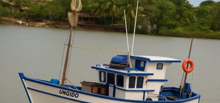 Pescadores são resgatados após cinco dias à deriva no Sul da Bahia