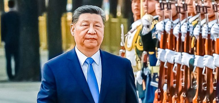 China realiza desfile do Dia da Vitória e promete desenvolvimento pacífico