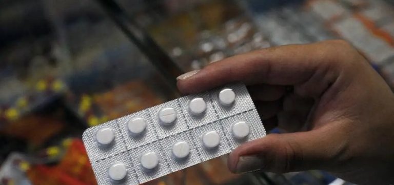 Anvisa nega relação entre uso de paracetamol na gravidez e autismo