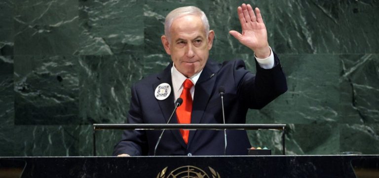 Vaias e saída de delegações marcam início de discurso de Netanyahu na Assembleia da ONU