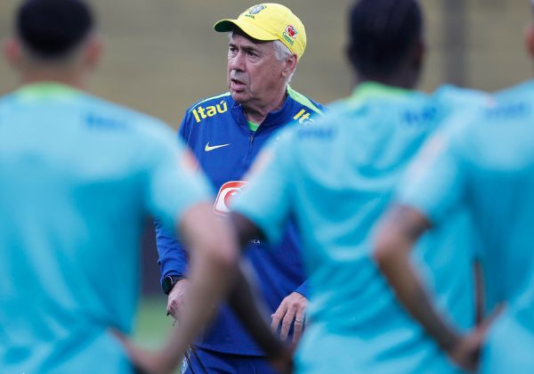 Seleção inicia treinos para enfrentar Chile e Bolívia com desfalques