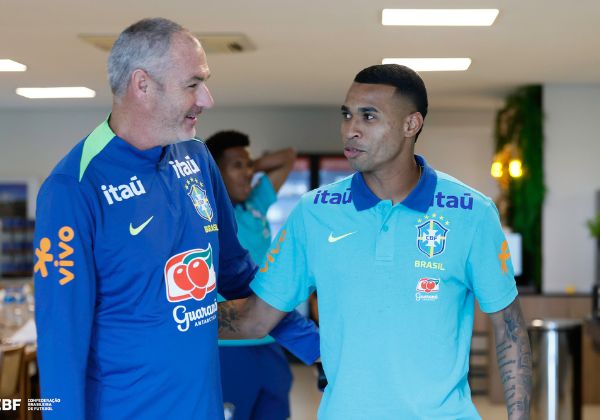 Jean Lucas fala de evolução no Bahia e elogia Ancelotti: ‘Maior da história’