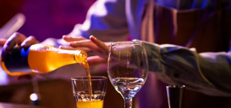 Salvador intensifica fiscalização para prevenir intoxicação por metanol