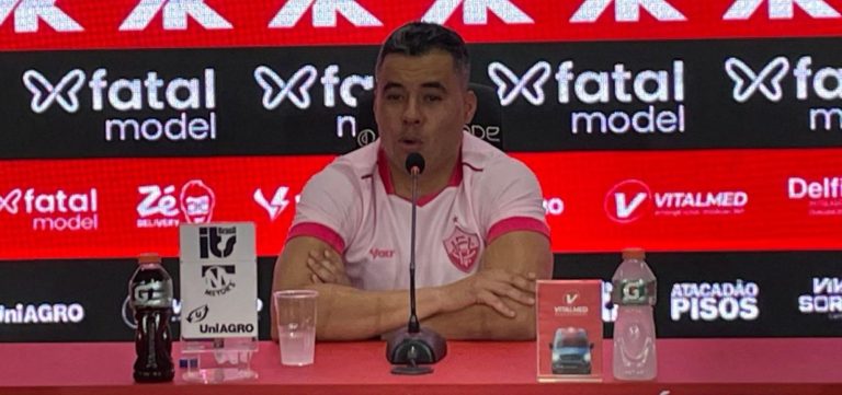 “Árbitro teve participação”, diz Jair Ventura após derrota do Vitória