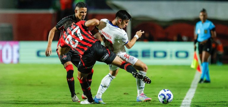 Tabu mantido! Vitória bate o Bahia no Barradão pela Série A do Brasileiro