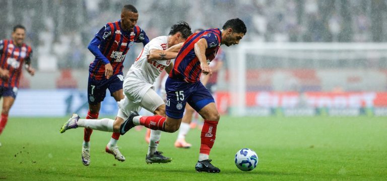 Na Fonte Nova, Bahia vence o Inter e assume o quinto lugar no Brasileirão