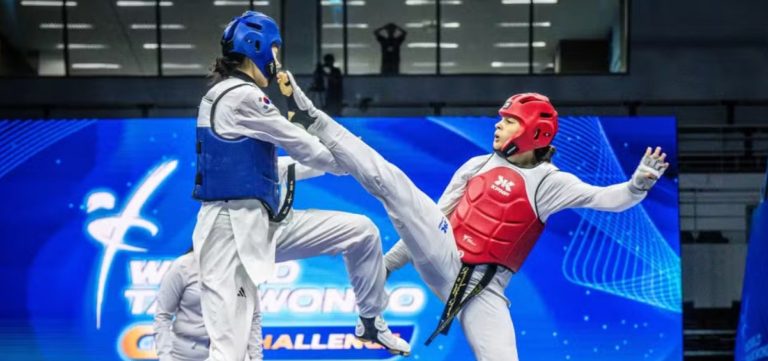 Maria Clara Pacheco conquista título mundial de taekwondo