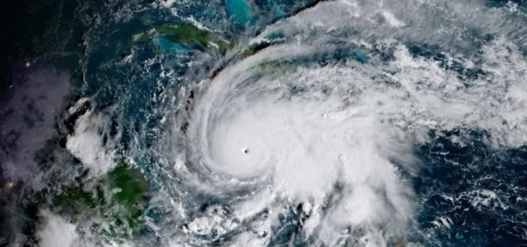 Jamaica declara estado de calamidade pública após passagem do furacão Melissa