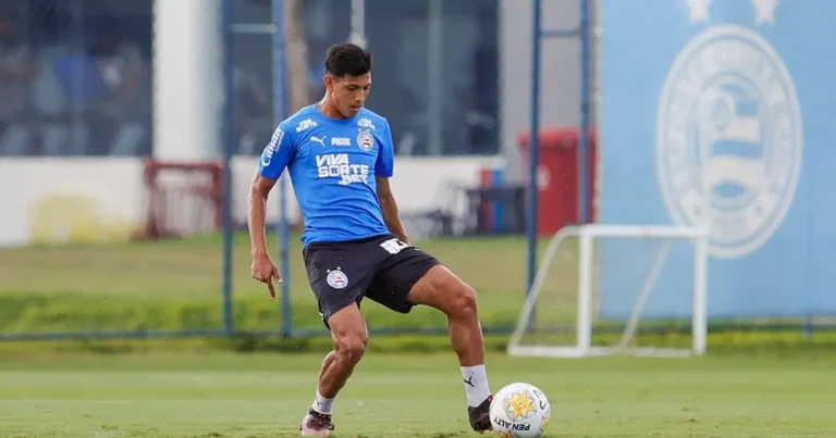 Com Pulga em campo, Bahia se reapresenta no CT Evaristo de Macedo após triunfo sobre o Inter