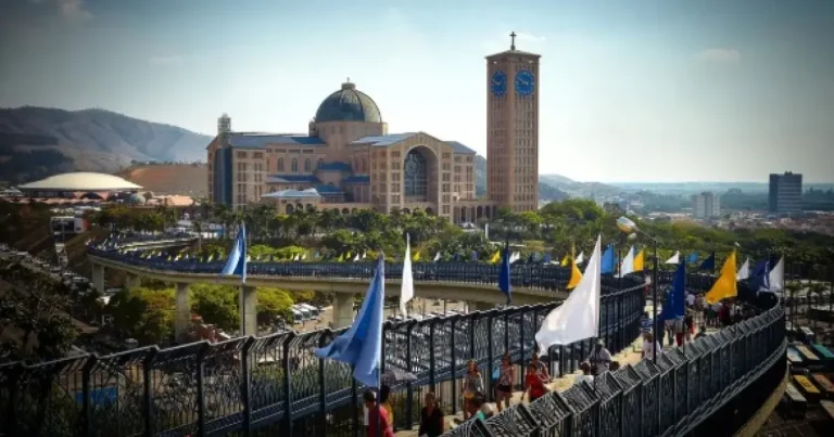 Aparecida deve receber 150 mil fiéis neste domingo (12), Dia da Padroeira