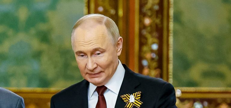 Putin exige retirada de tropas da Ucrânia para pôr fim à guerra na Ucrânia
