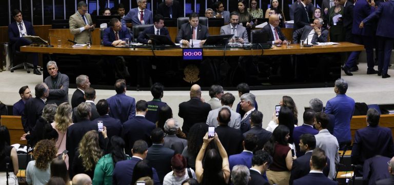 Veja como votaram parlamentares baianos na derrubada do veto ao PL da Devastação