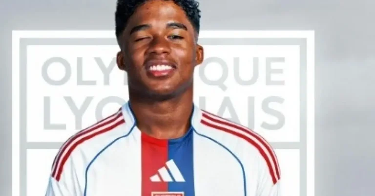 Endrick assina contrato de empréstimo com Lyon até fim da temporada