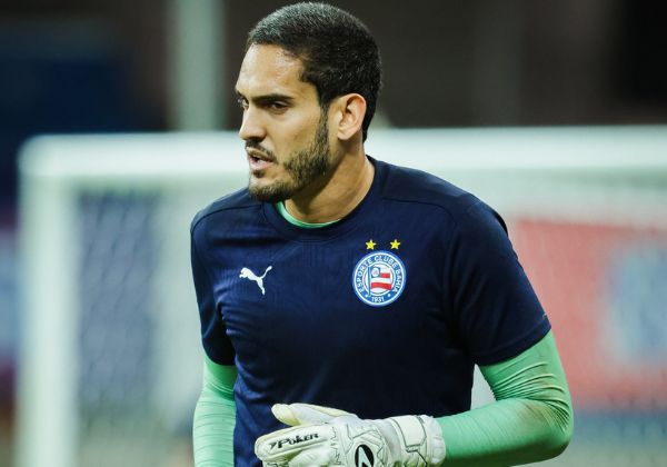 Bahia fecha compra milionária de goleiro e define titular para 2026