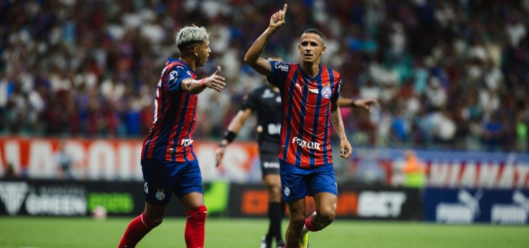 ‘Absolute cinema’: Bahia estreia titulares e goleia o Barcelona de Ilhéus