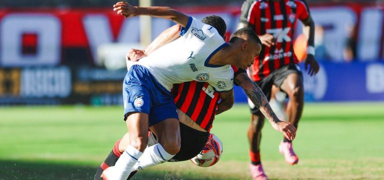No Barradão, Bahia bate o Vitória com gol de Dell e vence o 1º Ba-Vi de 2026