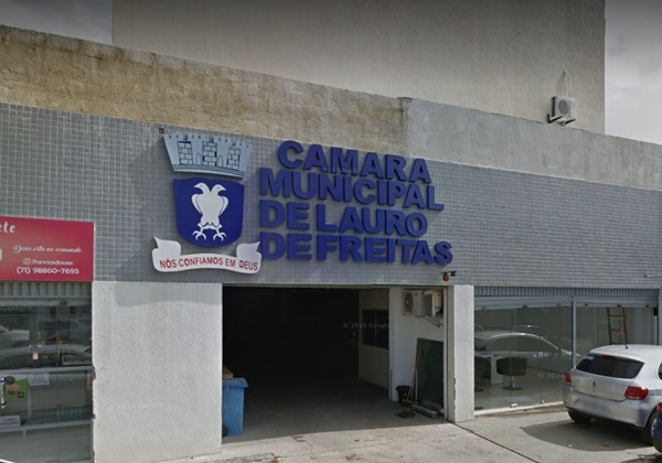 TRE cassa mandatos por irregularidades e muda Câmara de Lauro de Freitas; entenda