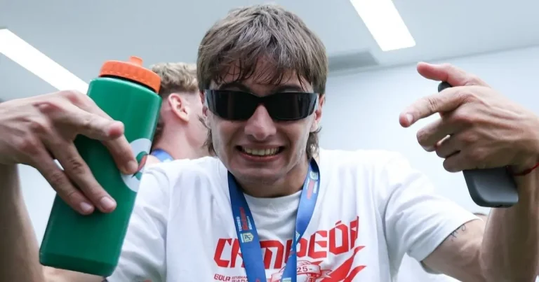 Román Gómez desembarca em Salvador para realizar exames e assinar com o Bahia