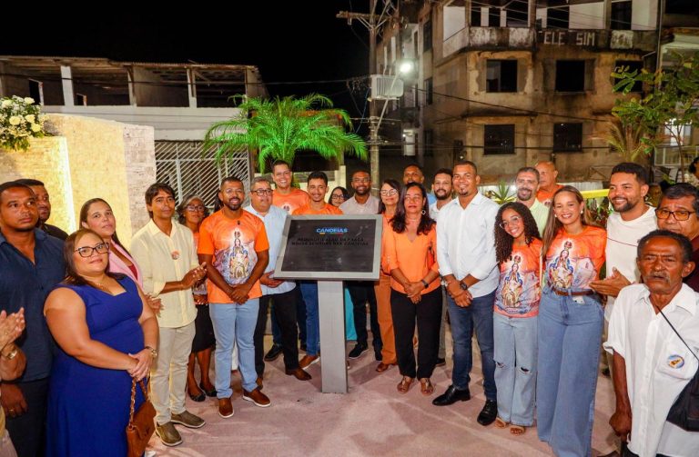 Candeias: Inauguração de praça tem aplauso do povo e benção de Nossa Senhora