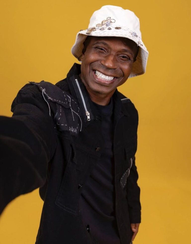 Edilson Capetinha revela ter entrado no BBB 26 por necessidade financeira