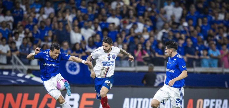 Bahia anuncia retorno do atacante Everaldo por empréstimo