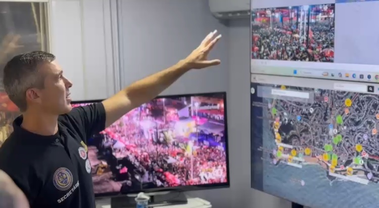 Em Centro Avançado de Operações, Werner acompanha trabalho das polícias no Carnaval