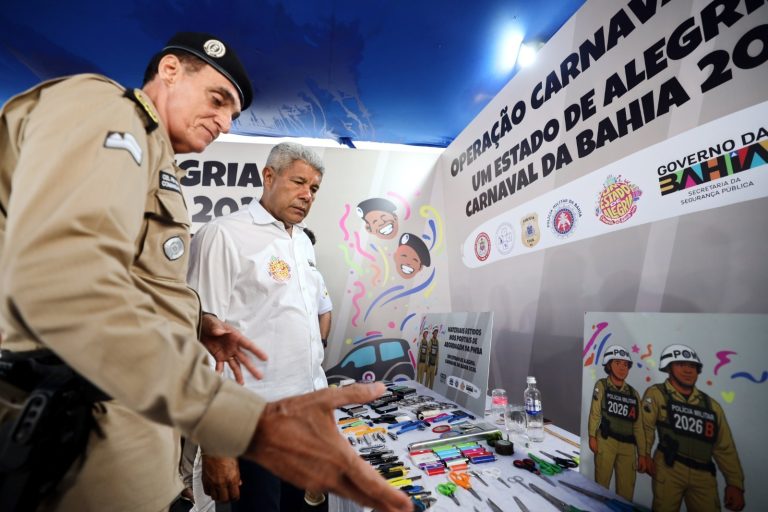 Polícia Militar impede a entrada de 560 objetos nos circuitos do carnaval