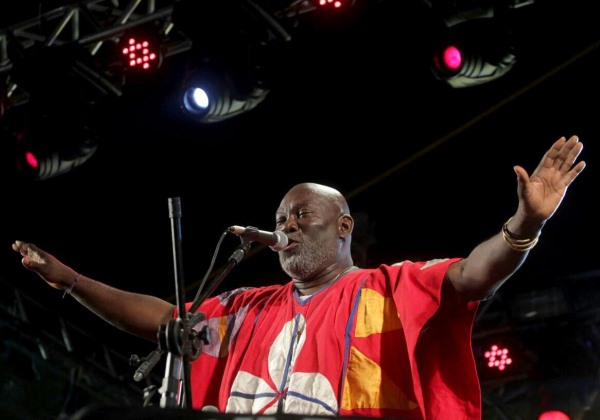 Lazzo Matumbi celebra retorno ao trio elétrico ao lado do BaianaSystem no Carnaval