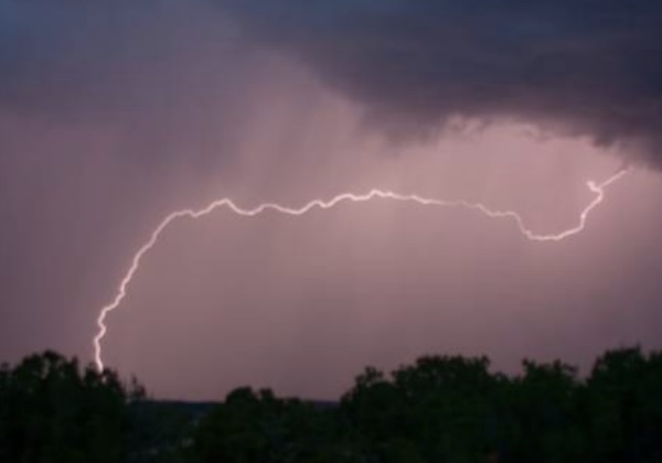 Bahia registra 200 mil raios em uma semana