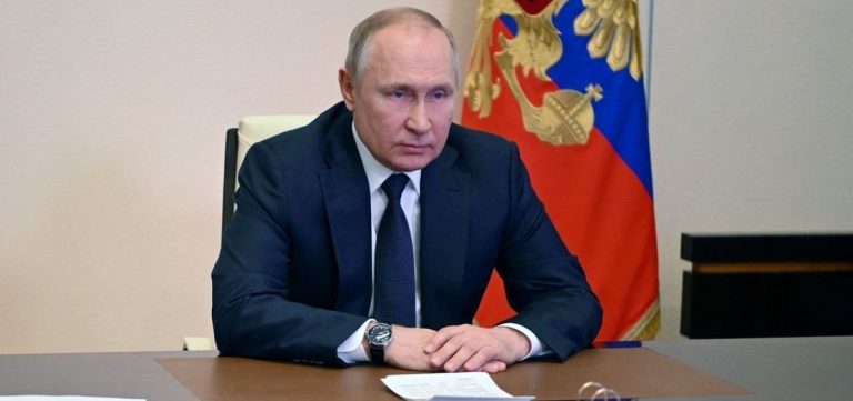 Putin ameaça suspender fornecimento de gás à Europa
