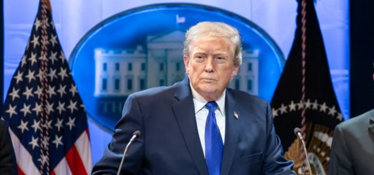 Trump diz que ‘muitos países’ enviarão navios de guerra para manter estreito de Ormuz aberto