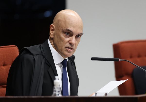 Dono do Banco Master conversou com Moraes por WhatsApp horas antes de ser preso