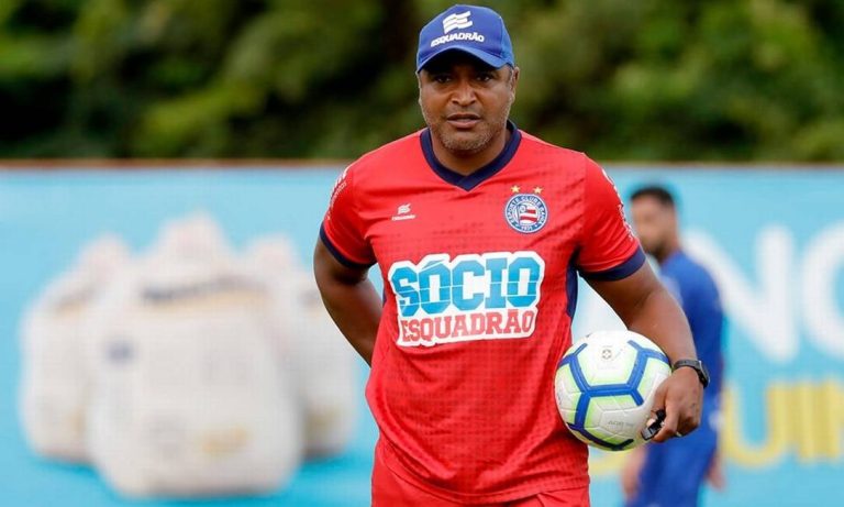 Ex-técnico do Bahia é aguardo para assinar contrato com gigante da Série A