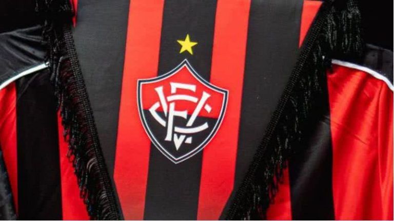 Vitória surpreende e anuncia atacante cobiçado na reta final da janela