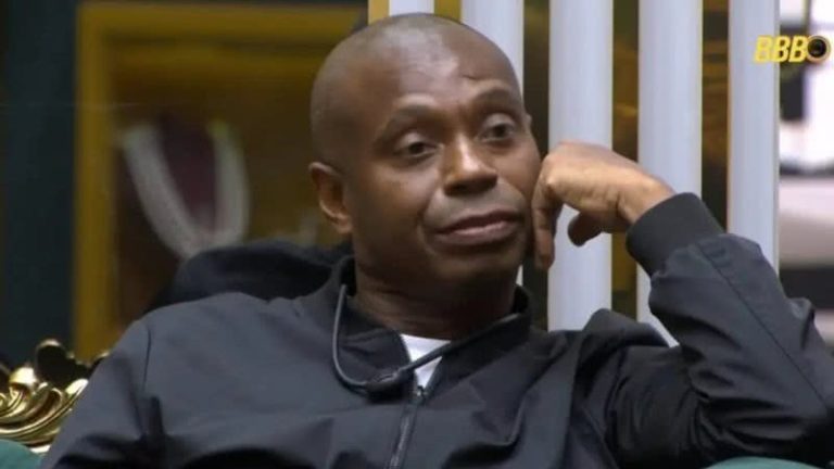 Com dívida trabalhista milionária, Edilson Capetinha faz acordo na Justiça; saiba detalhes