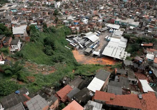 Bahia entra em alerta para temporais com risco de deslizamentos em Salvador