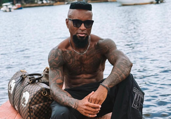 Ex-jogador da Seleção revela que vício em sexo atrapalhou carreira na Europa