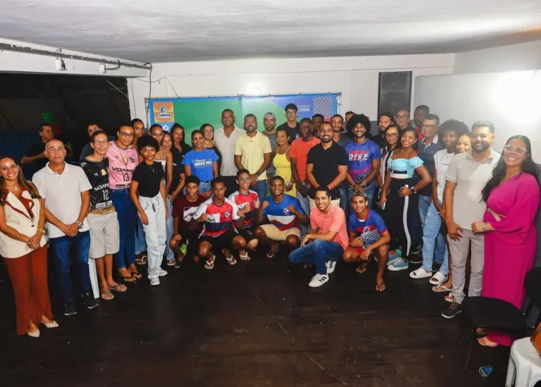 Candeias: Prefeito relança programa bolsa atleta