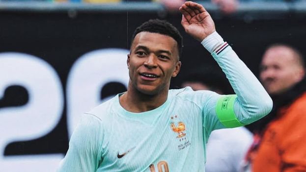 Real Madrid confirma lesão e Mbappé tem participação na Copa do Mundo ameaçada