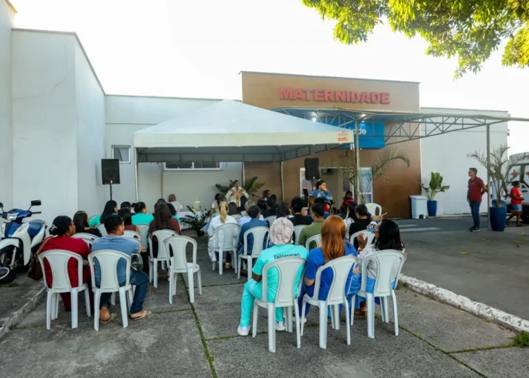 Candeias: Missa em prol dos doentes é realizada em hospital municipal