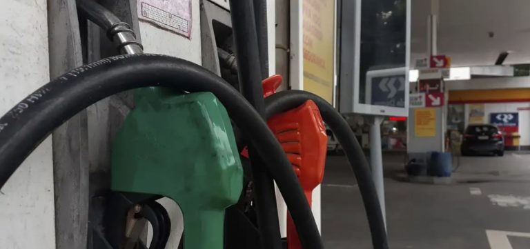 Operação flagra suspeita de irregularidade em postos de combustíveis no sudoeste da Bahia
