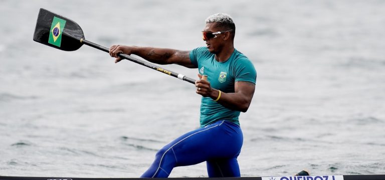 Baiano Isaquias Queiroz conquista medalha de prata na Copa do Mundo de Canoagem